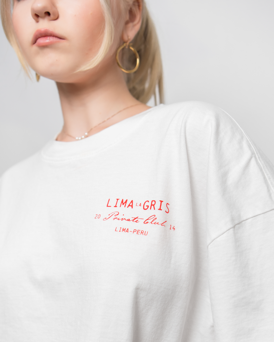 BOXY TEE 'STRAWBERRY WOMAN'