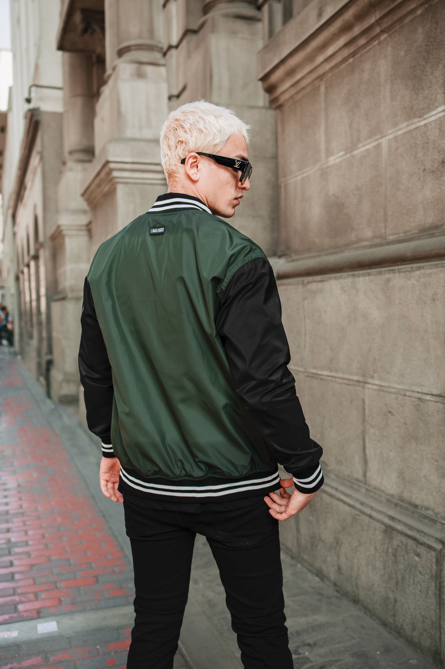 Varsity Verde con negro
