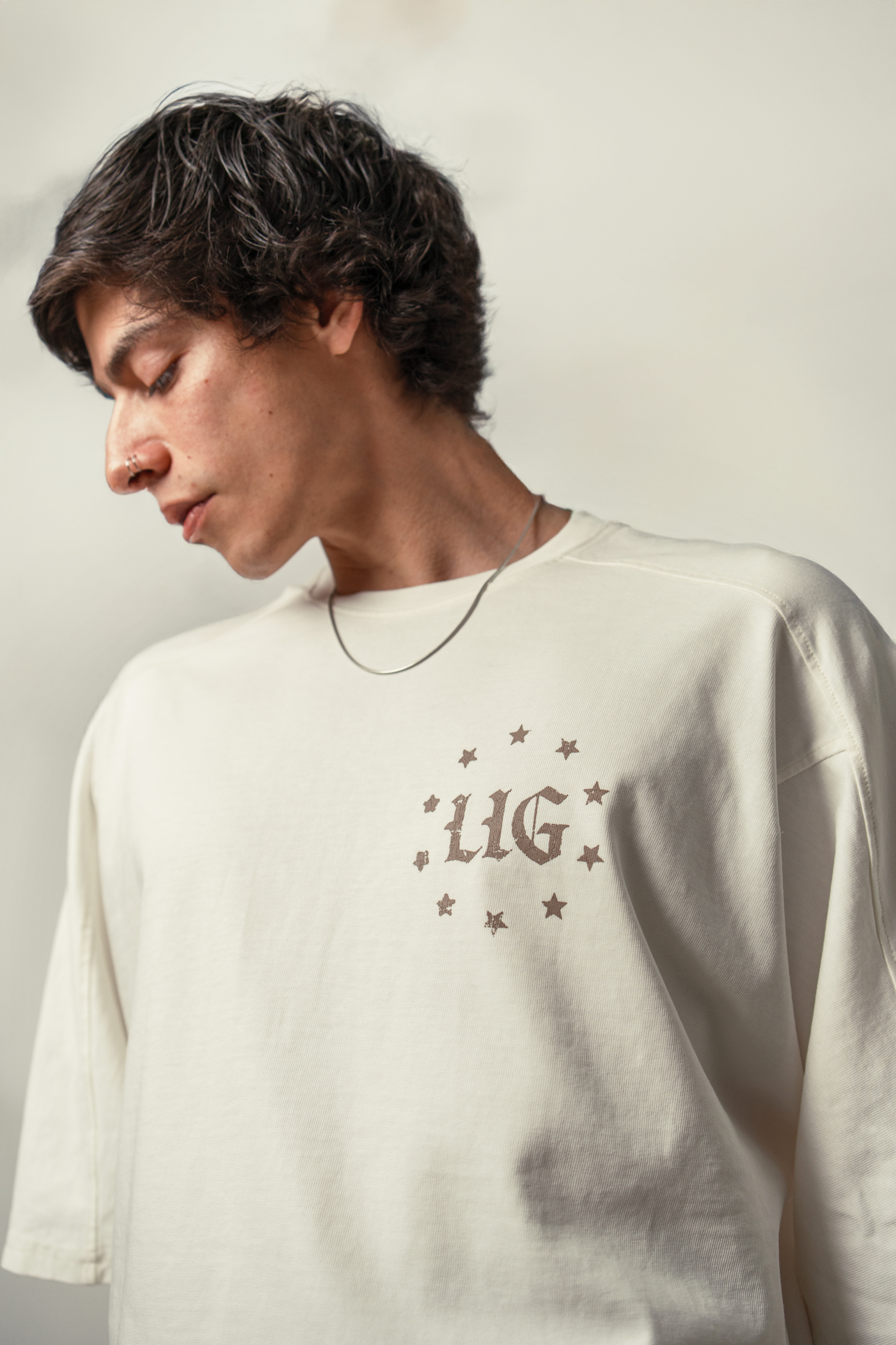 THE JUNGLE - PEARL TEE