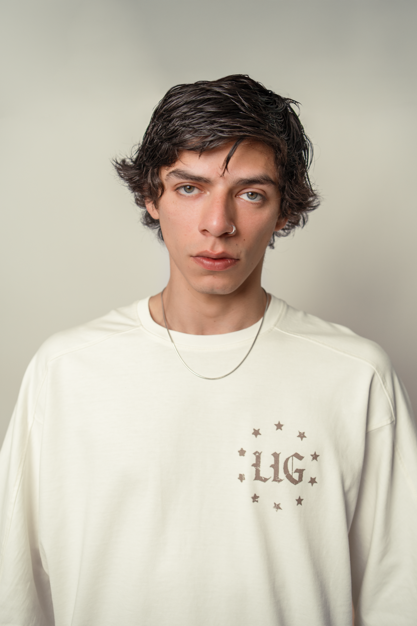 THE JUNGLE - PEARL TEE
