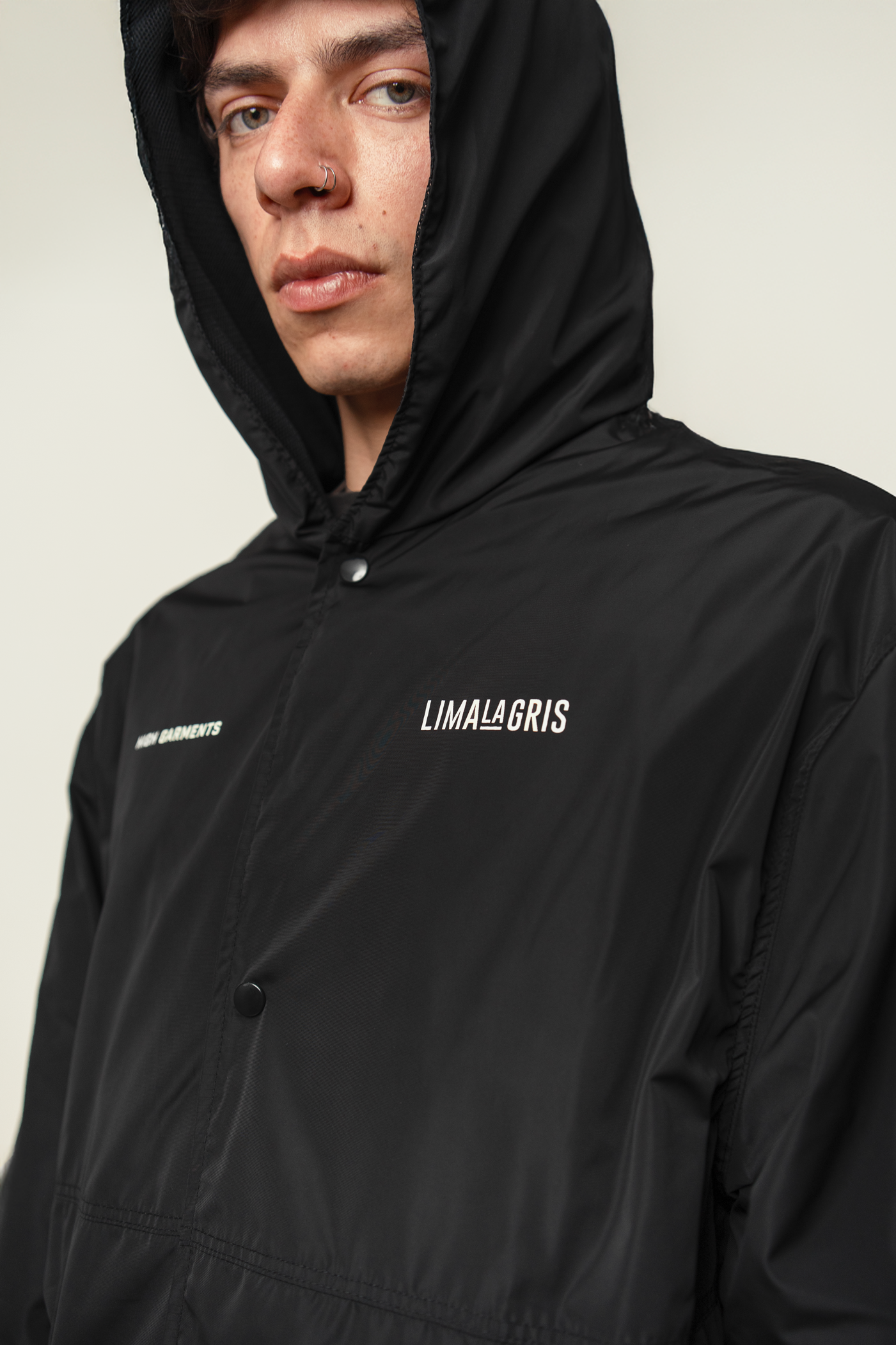 WINDBRAKER BLACK