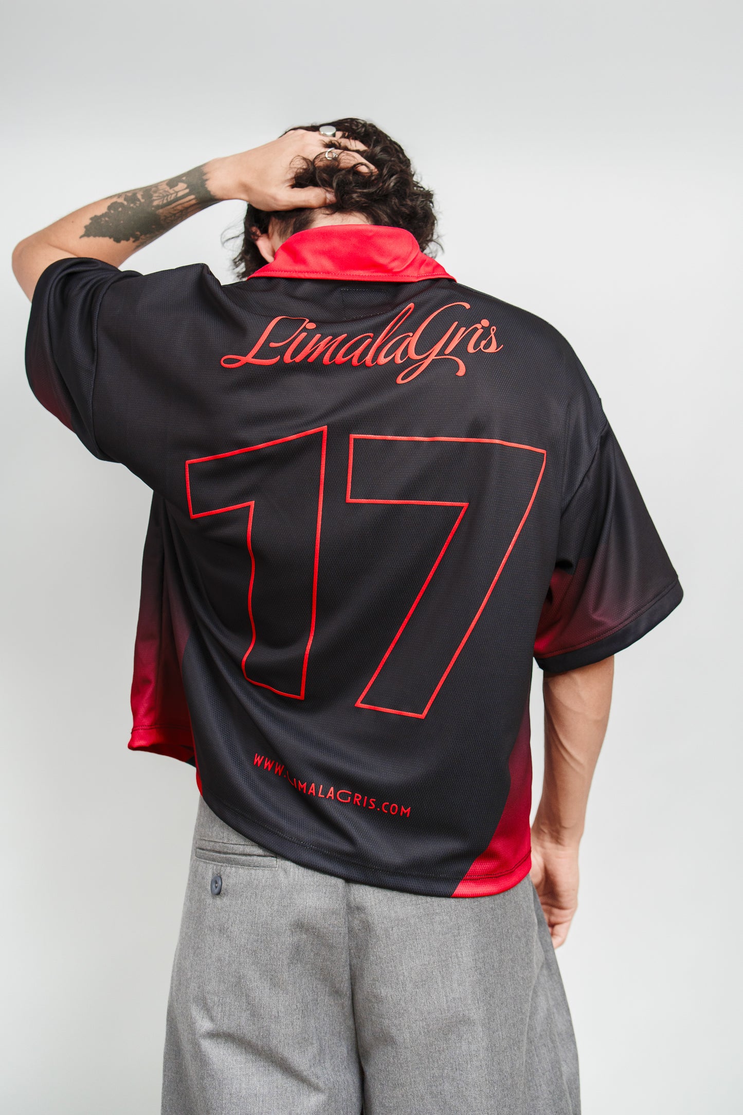 SOCCER T SHIRT BLACK RED