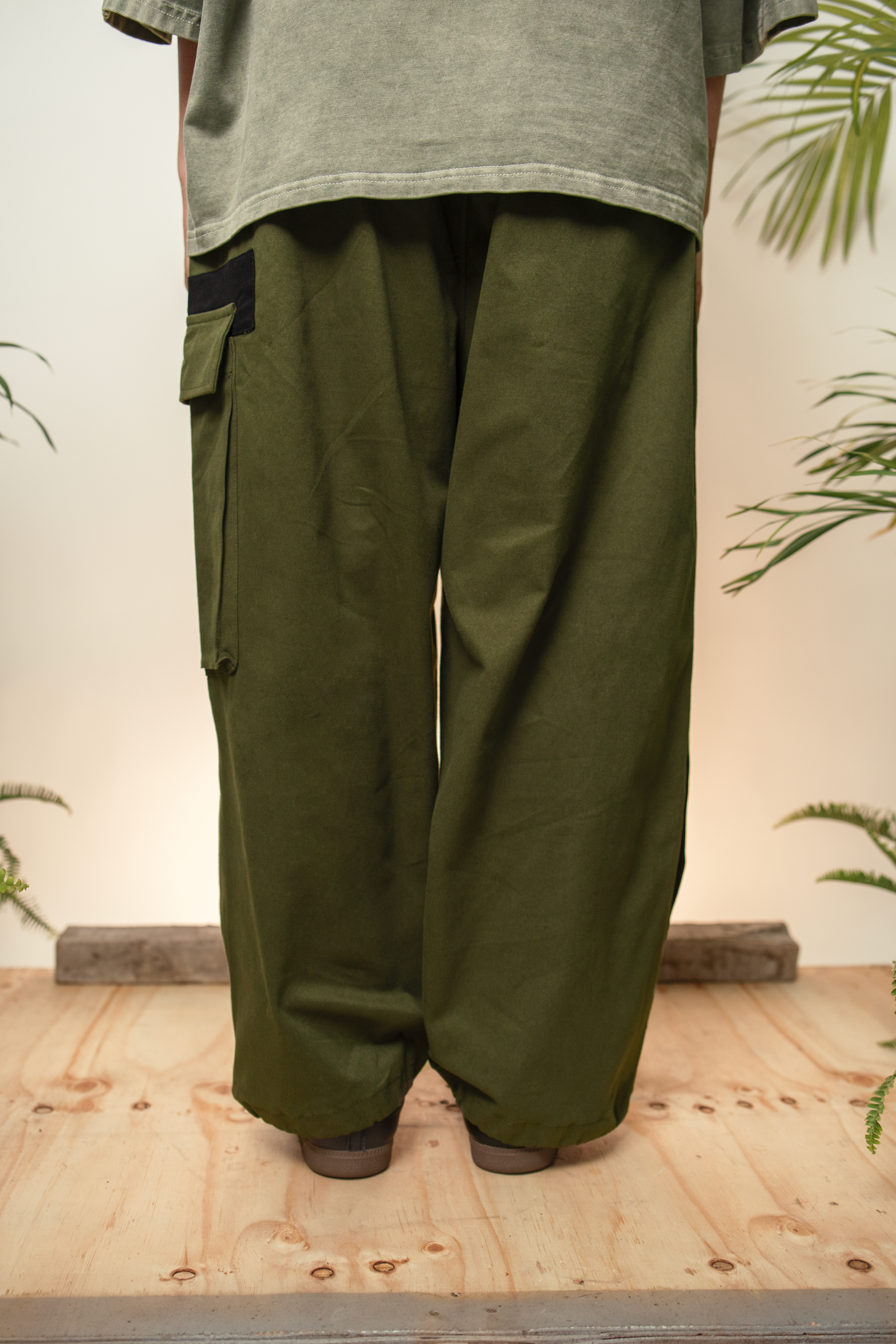 CHINESE PANT - GREEN & BLACK