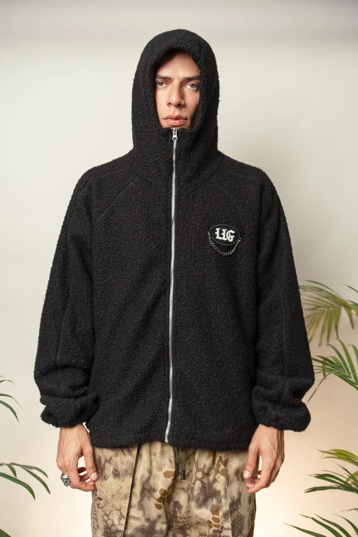 HOODIE CARNERO - BLACK