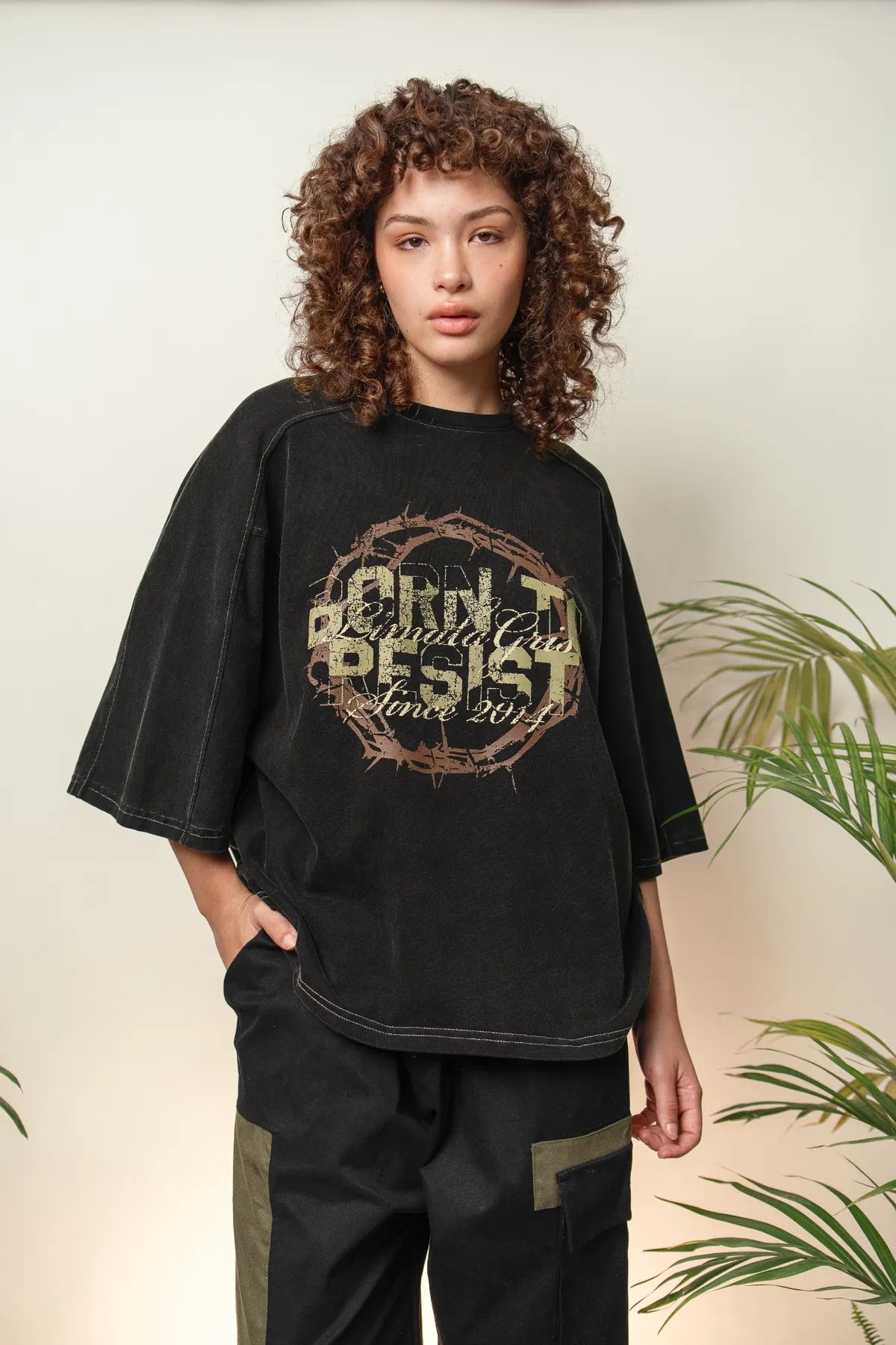 BORN TO RESIST - BLACK TEE