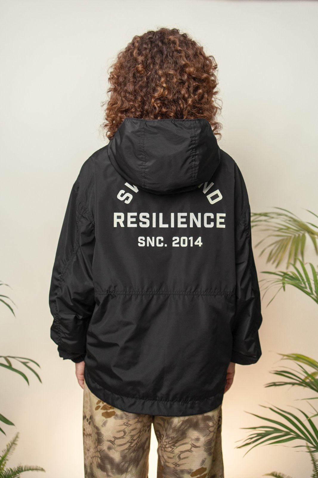 WINDBRAKER BLACK