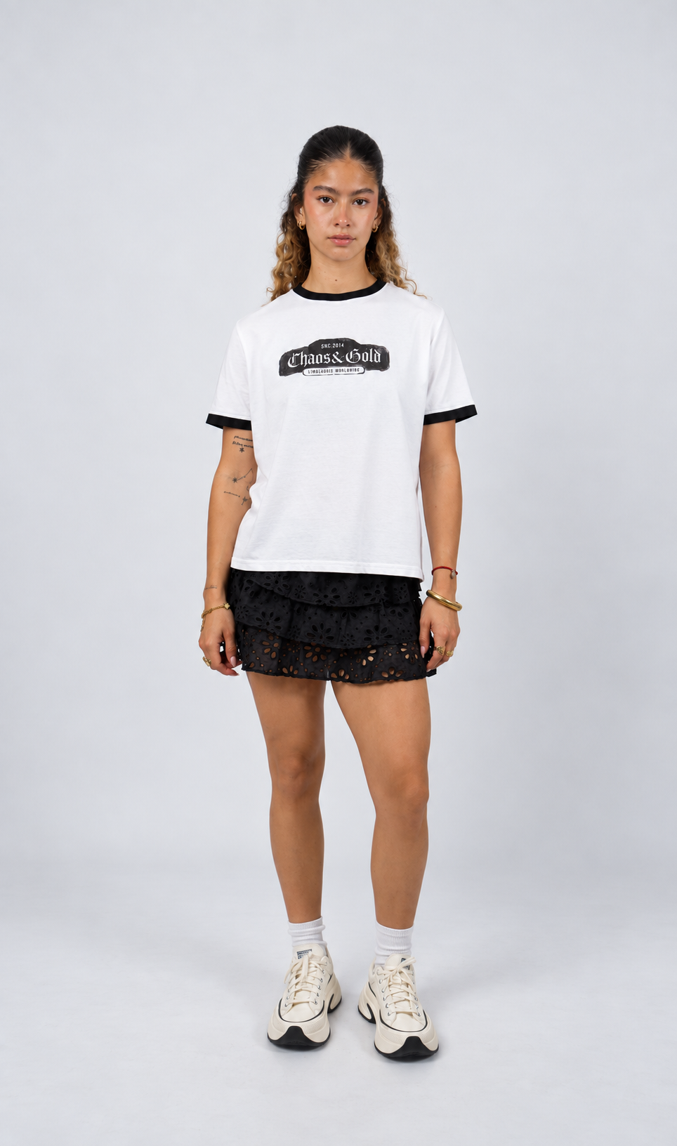 Baby tee black & white
