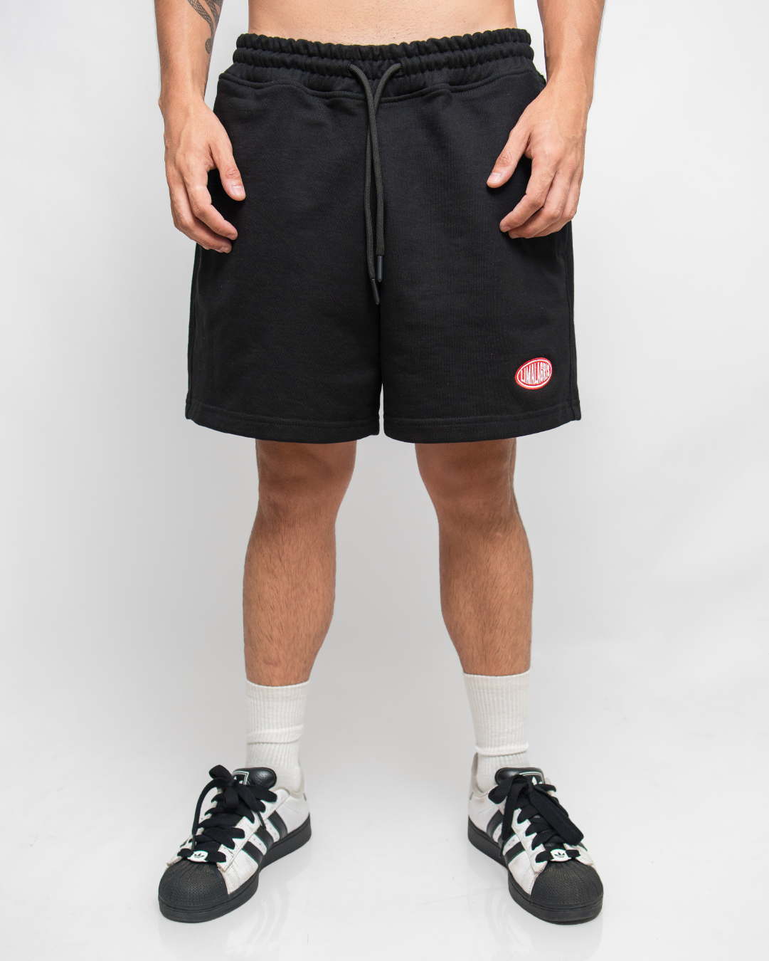 BASIC SHORTS - BLACK