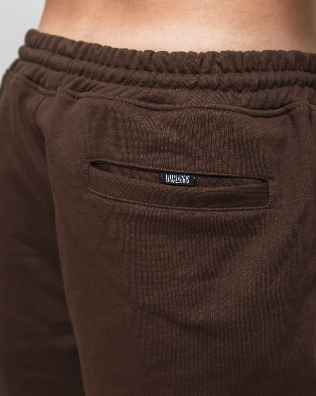 BASIC SHORTS - BROWN