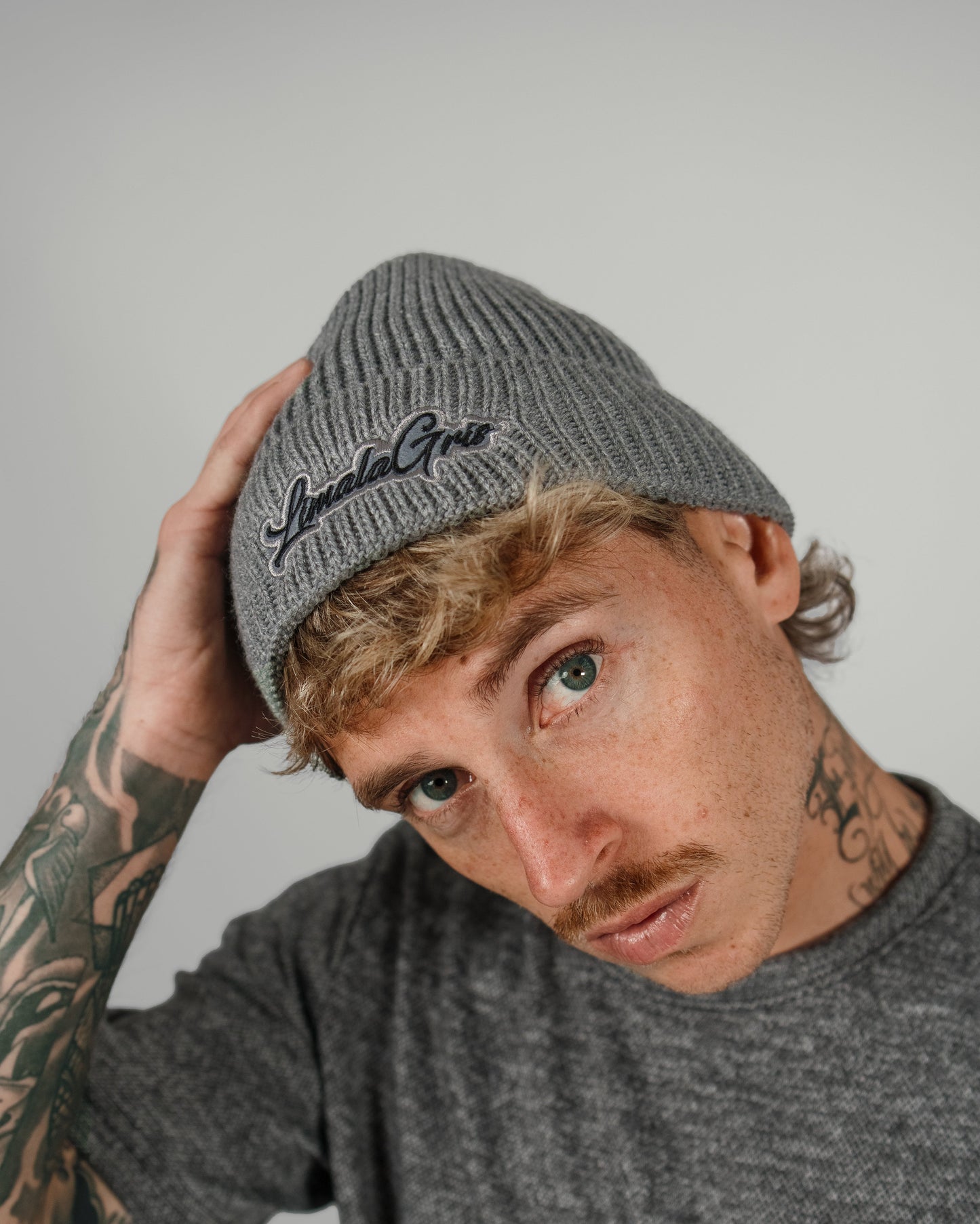 BEANIE #00