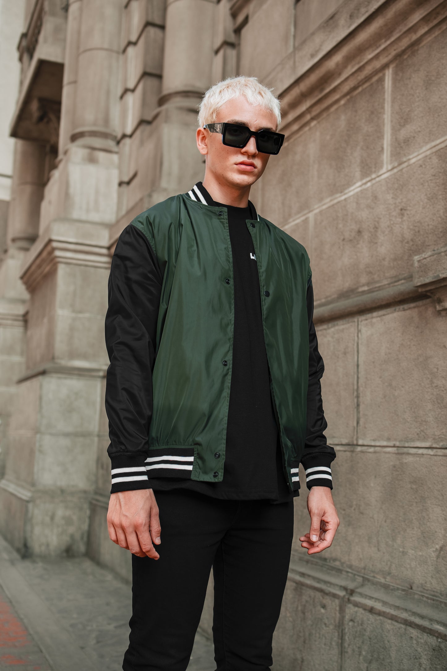 Varsity Verde con negro
