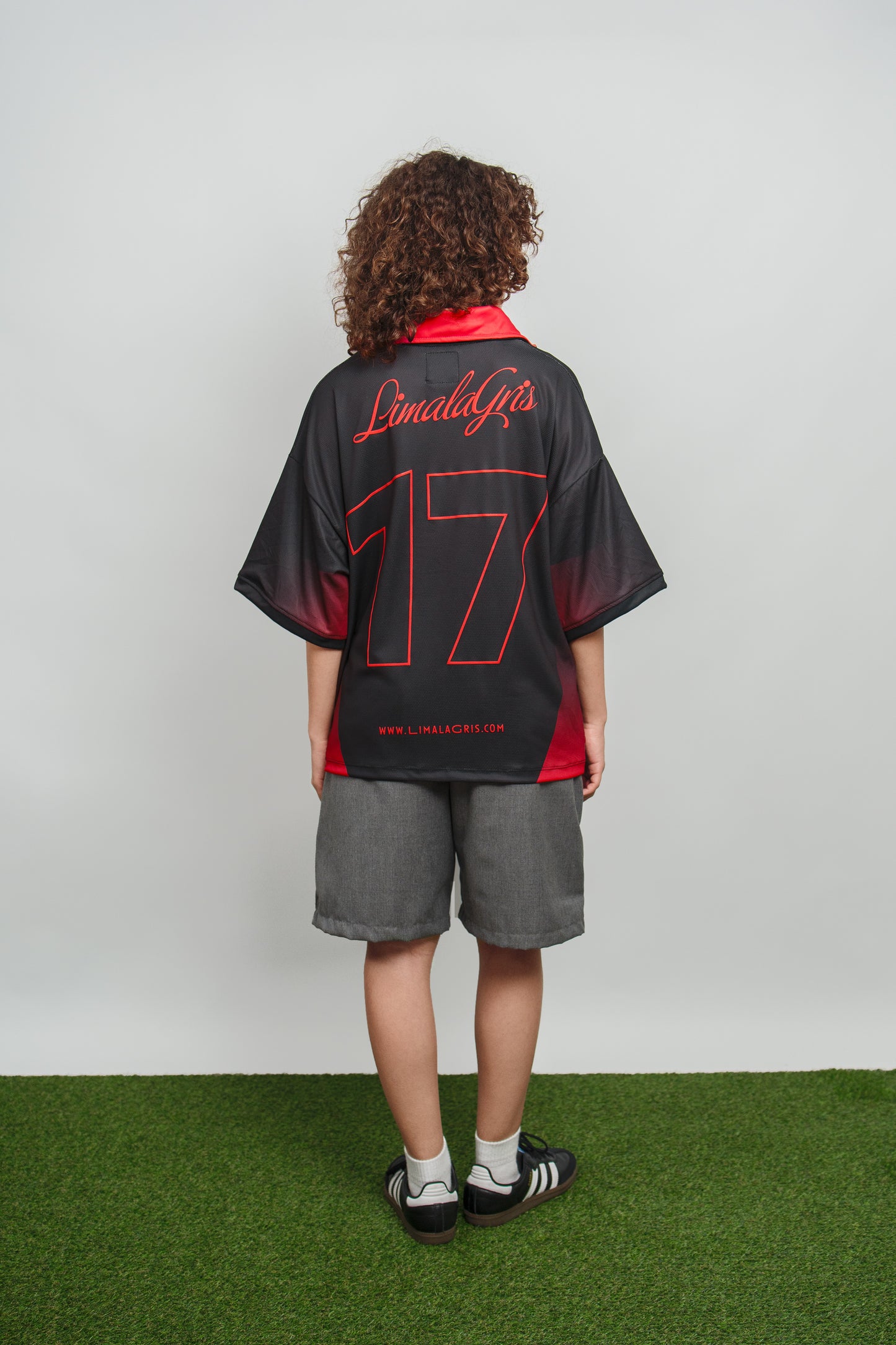 SOCCER T SHIRT BLACK RED