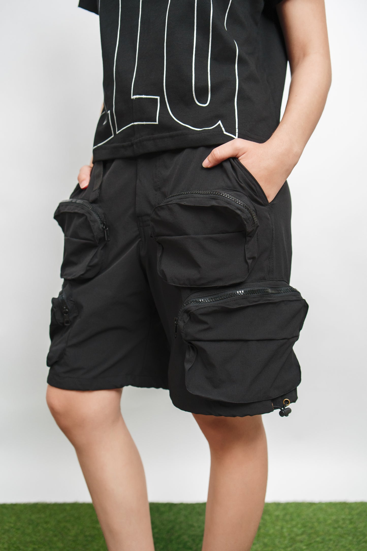 SHORT CARGO BLACK