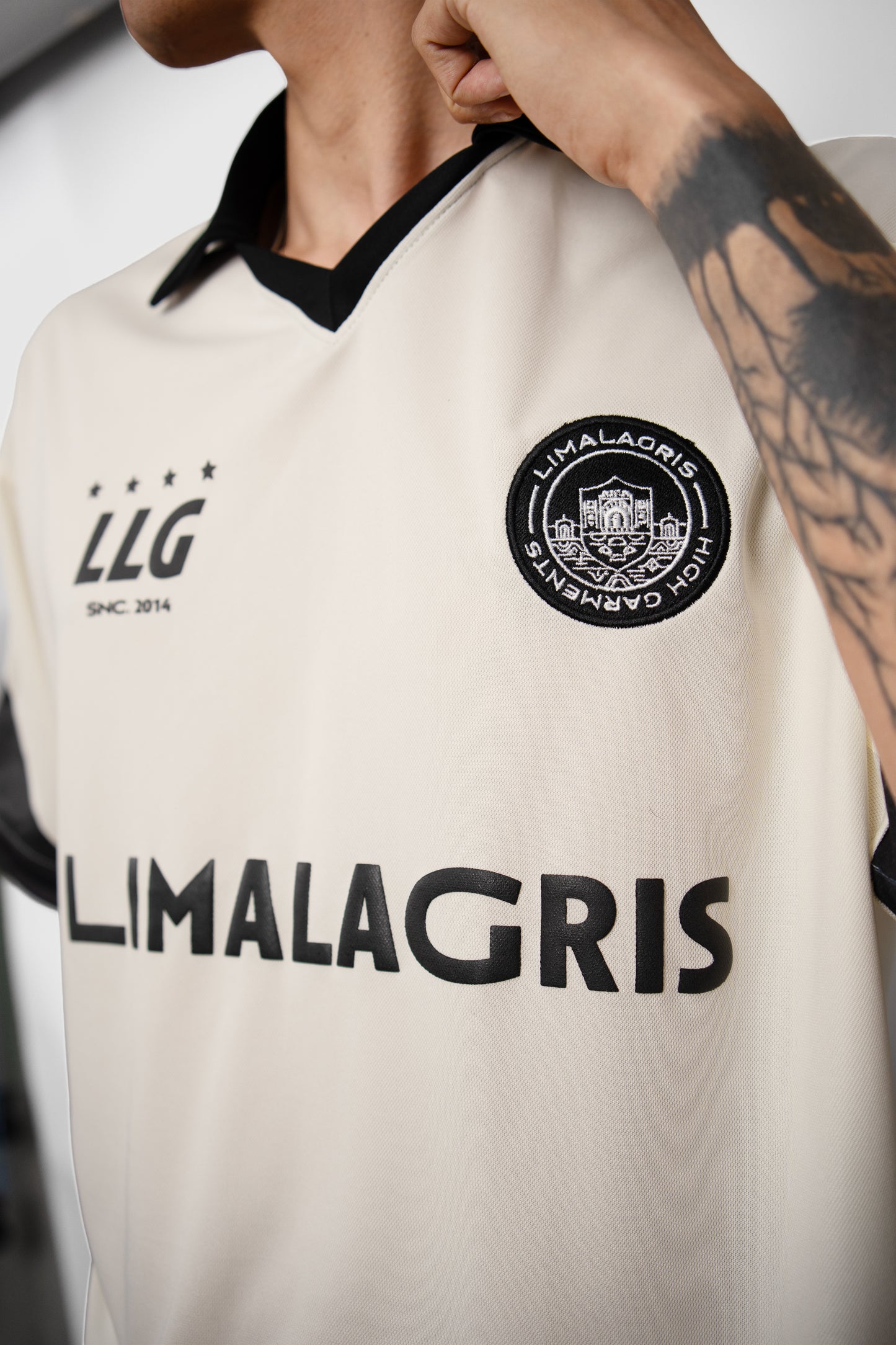 SOCCER T SHIRT CLASSIC PEARL