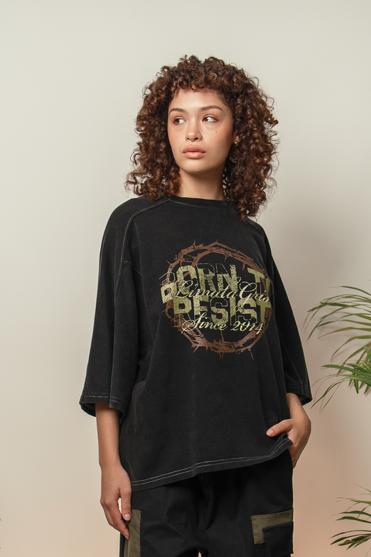 BORN TO RESIST - BLACK TEE