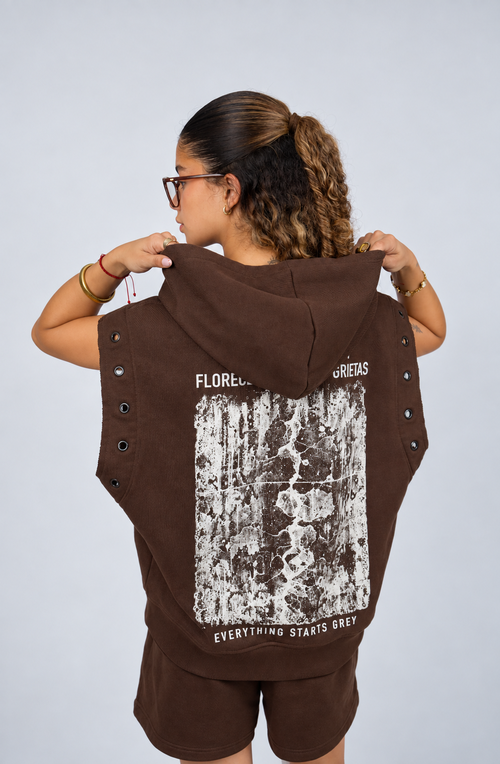 hoodie marrón sin mangas